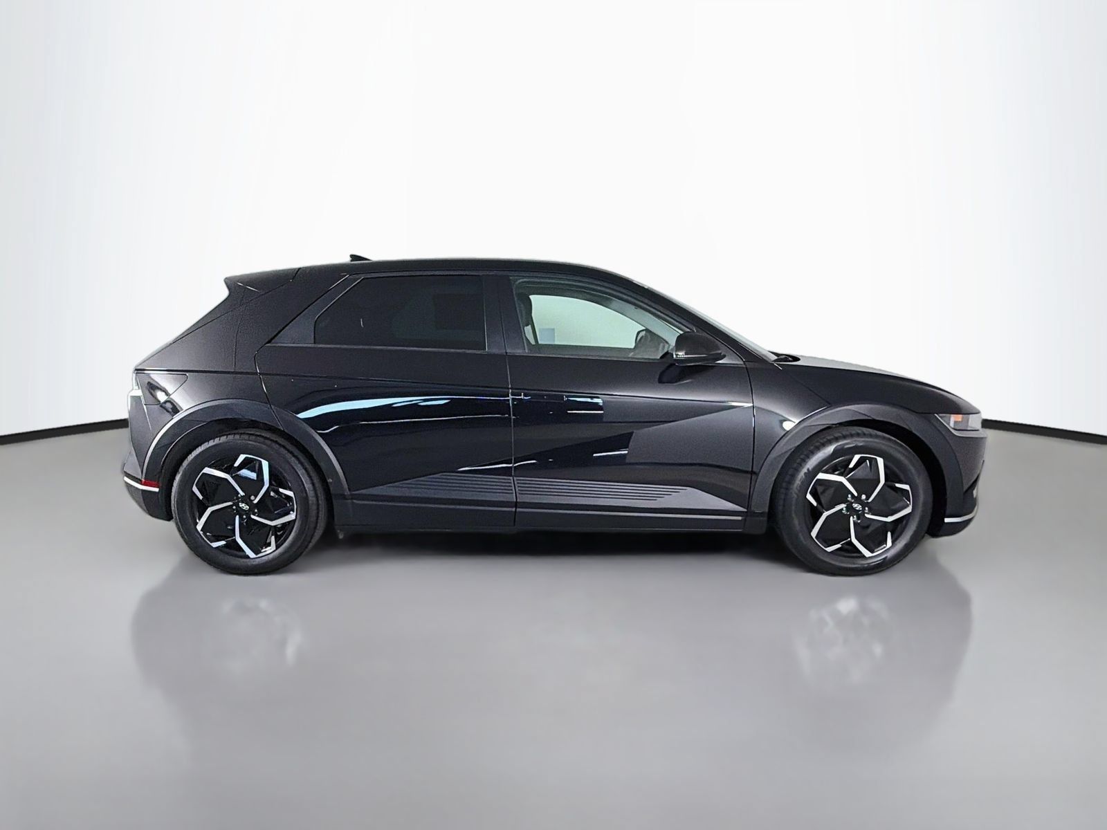 Used 2024 Hyundai Ioniq 5 SEL RWD image 8