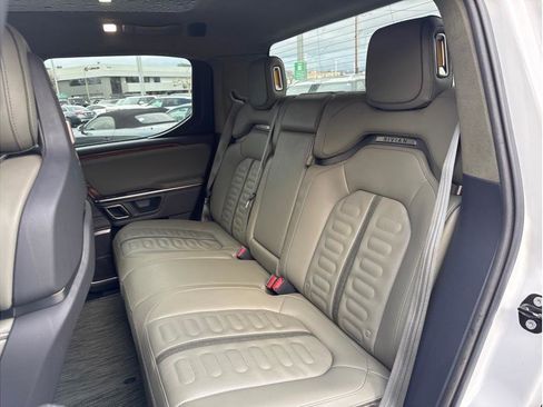 Used 2022 Rivian R1T Adventure image 24