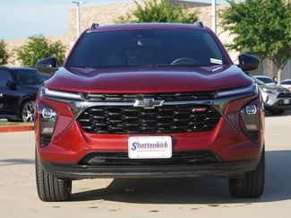 Used 2024 Chevrolet Trax RS w/ Sunroof Package FWD video 2