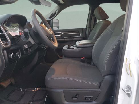 Used 2025 RAM 2500 Big Horn image 21