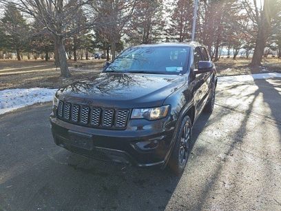 Used 2018 Jeep Grand Cherokee Altitude