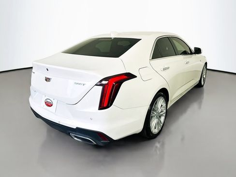 Used 2022 Cadillac CT4 Premium Luxury RWD image 5