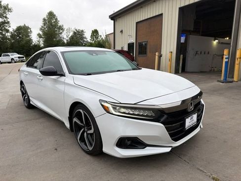 Used 2021 Honda Accord Sport image 1