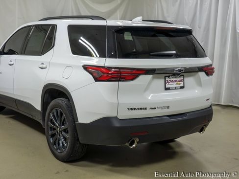 Used 2023 Chevrolet Traverse RS w/ LPO, Floor Liner Package image 7