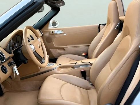 Used 2008 Porsche Boxster RWD image 16