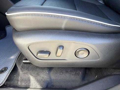 New 2026 Buick Enclave Sport Touring w/ Power Package FWD image 21