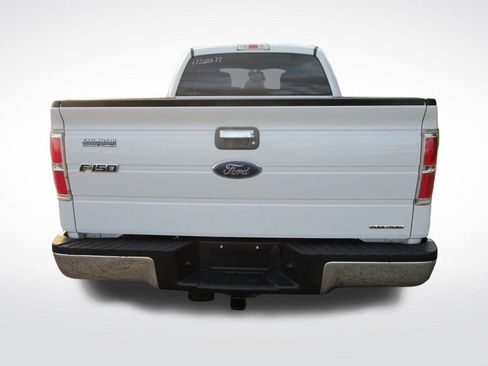 Used 2013 Ford F150 XLT w/ XLT Chrome Pkg image 9