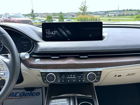 Used 2022 Genesis G80 2.5T w/ Prestige Package AWD/4WD image 13