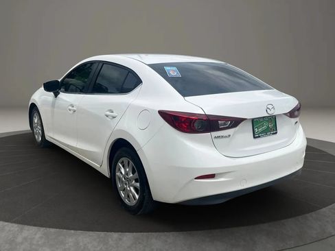 Used 2018 MAZDA MAZDA3 Sport w/ Preferred Equipment Package FWD image 5