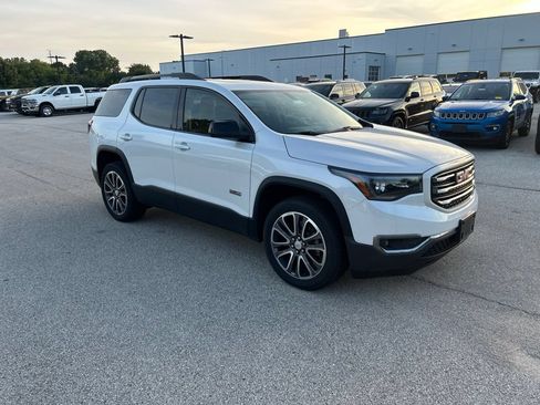 Used 2019 GMC Acadia SLT AWD/4WD image 3