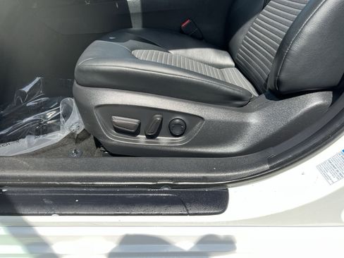 Used 2022 Toyota Camry SE AWD/4WD image 14