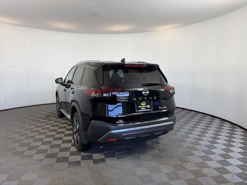 Certified 2023 Nissan Rogue SL image 8