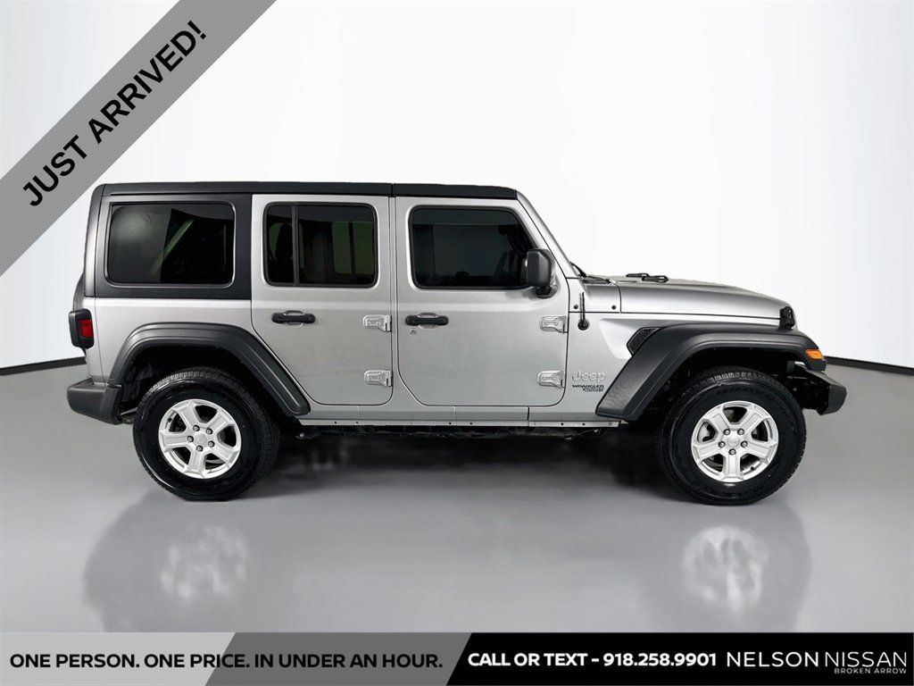 Used 2018 Jeep Wrangler Unlimited Sport S AWD/4WD image 4