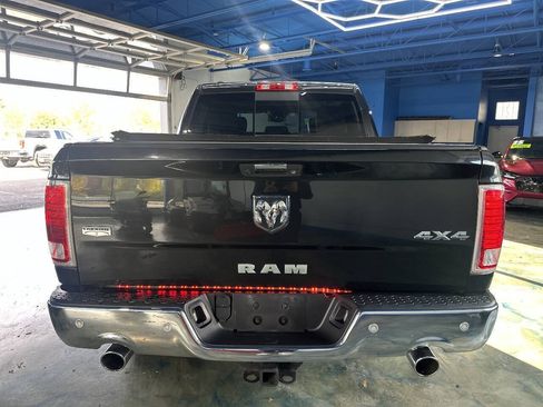 Used 2017 RAM 1500 Laramie AWD/4WD image 11