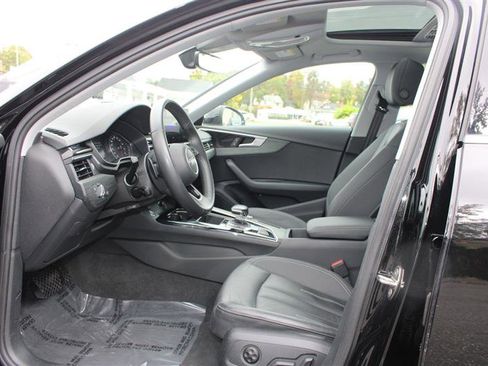 Used 2021 Audi A4 2.0T Premium w/ Convenience Package image 11