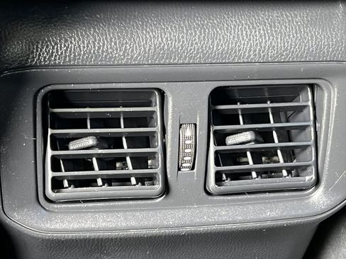 Certified 2022 Toyota RAV4 LE AWD/4WD image 14