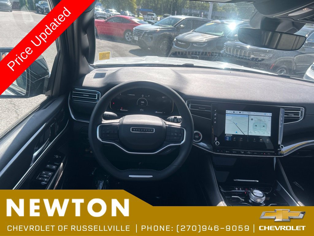 Used 2023 Jeep Wagoneer 4WD w/ Premium Group I image 21