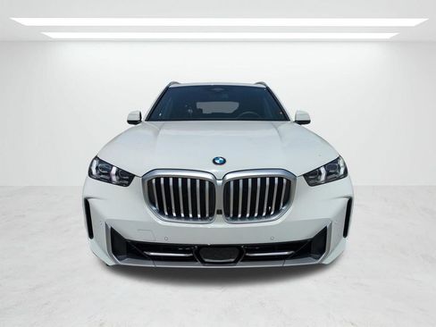 New 2026 BMW X5 xDrive40i w/ Premium Package AWD/4WD image 9