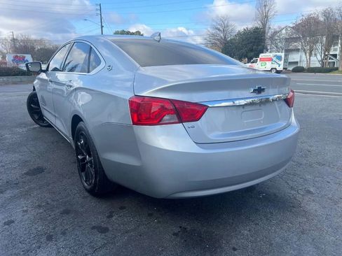 Used 2017 Chevrolet Impala LT image 7