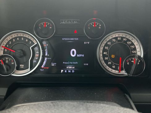 Used 2017 RAM 2500 Laramie w/ Sport Appearance Group image 16