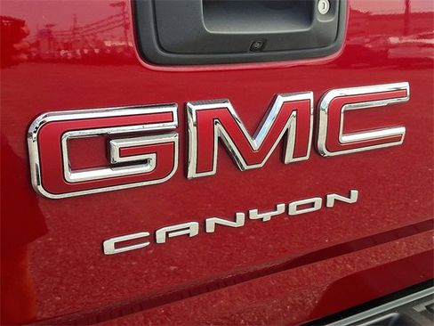 Used 2021 GMC Canyon Elevation w/ Driver Alert Package image 27