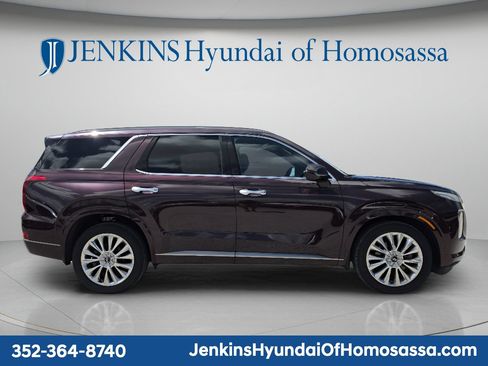 Used 2020 Hyundai Palisade Limited FWD image 2