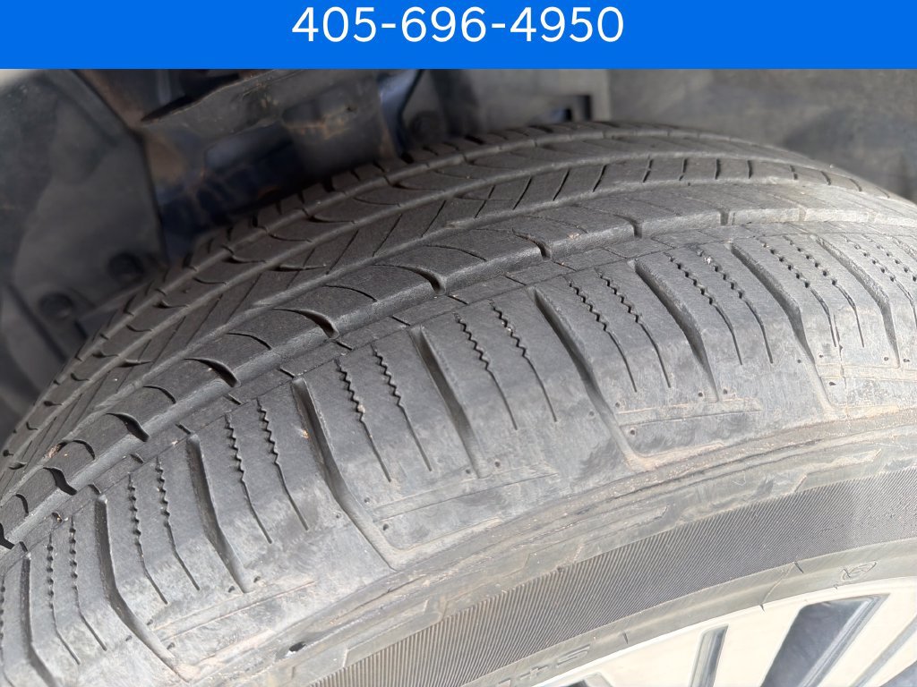 Used 2023 Nissan Rogue SV FWD image 12