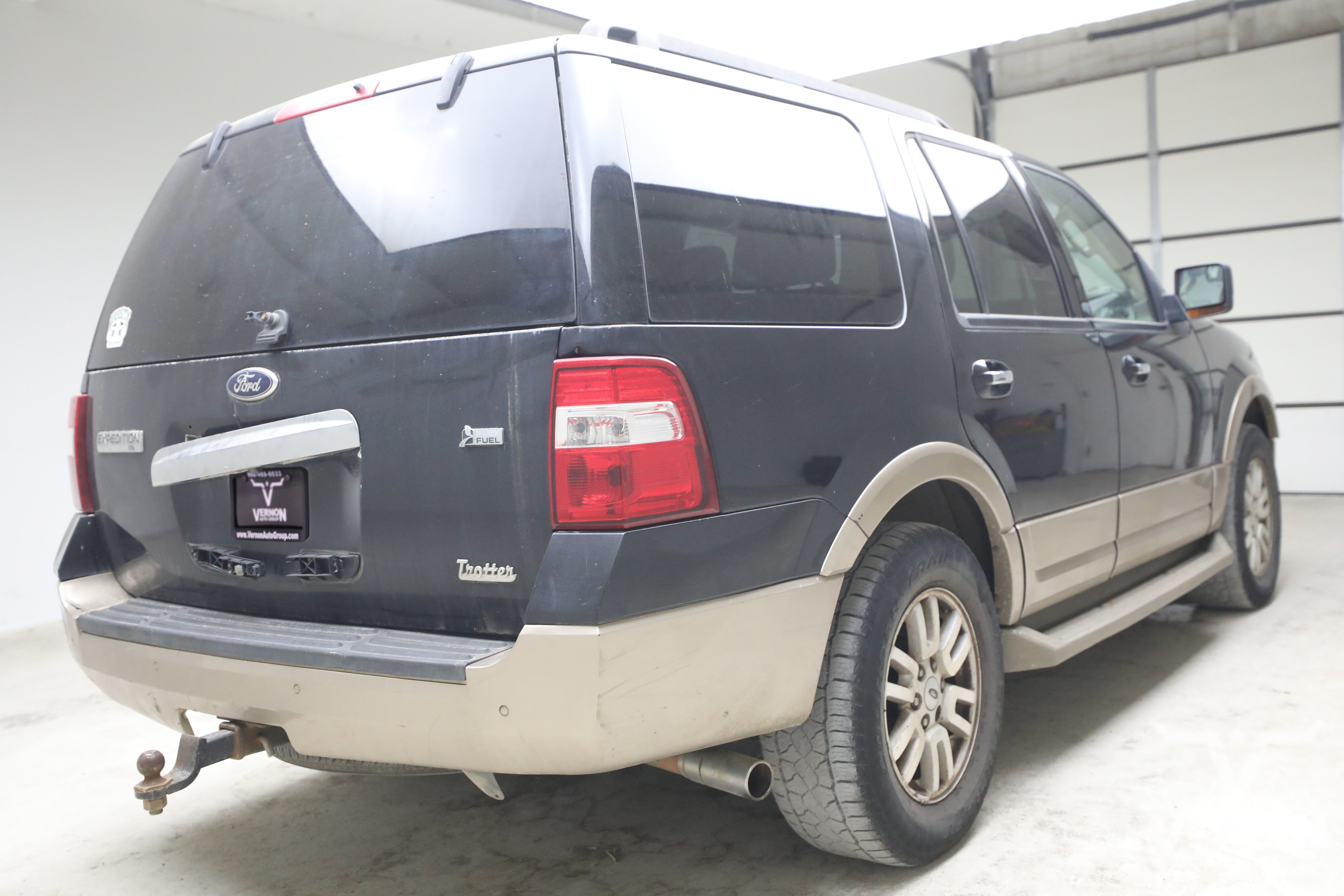 Used 2013 Ford Expedition XLT AWD/4WD image 4