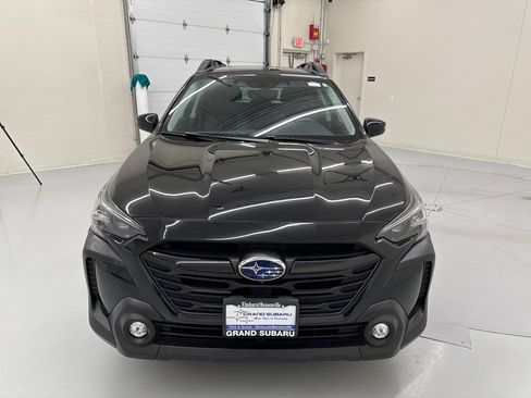 Certified 2024 Subaru Outback Onyx Edition XT AWD/4WD image 8
