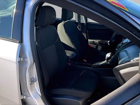 Used 2018 Ford Focus SE image 7