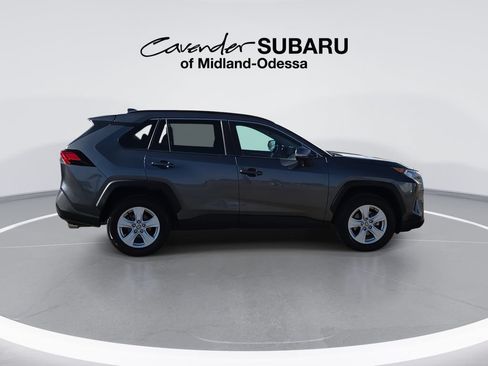 Used 2021 Toyota RAV4 XLE FWD image 9