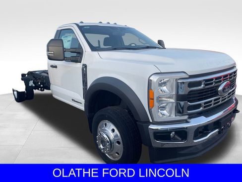 New 2023 Ford F550 4x4 Regular Cab Super Duty w/ XLT Value Package image 6