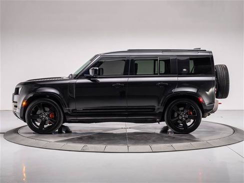 Used 2020 Land Rover Defender 110 X AWD/4WD image 2