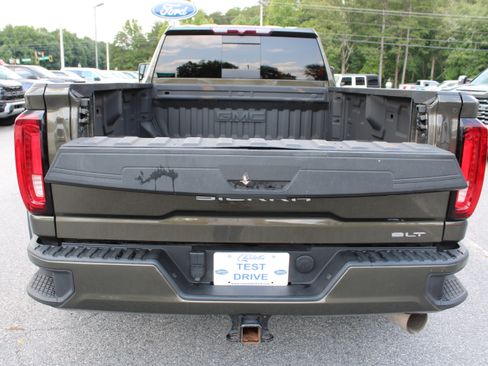 Used 2023 GMC Sierra 3500 SLT w/ SLT Convenience Package AWD/4WD image 13