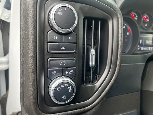 Used 2022 GMC Sierra 3500 Pro w/ Convenience Package image 14