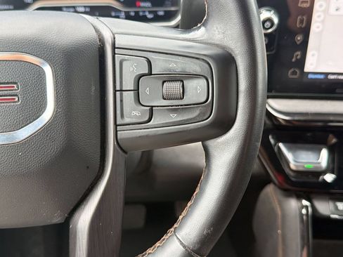 Used 2024 GMC Sierra 2500 AT4 w/ AT4 Premium Plus Package AWD/4WD image 17