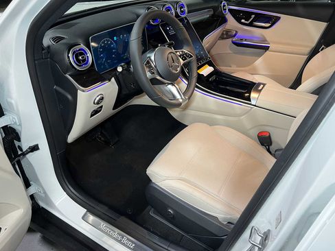 New 2026 Mercedes-Benz GLC 350e GLC 350e image 23
