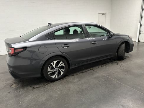 Used 2025 Subaru Legacy Premium AWD/4WD image 7
