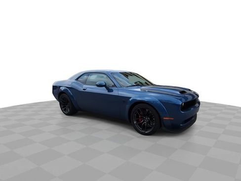 Used 2023 Dodge Challenger SRT Hellcat RWD image 2