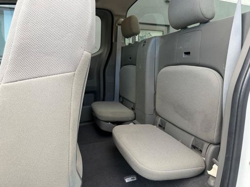 Used 2018 Nissan Frontier S RWD image 19