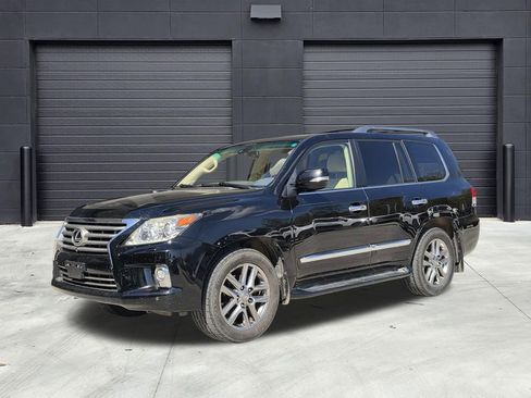 Used 2015 Lexus LX 570 570 w/ Luxury Package image 1