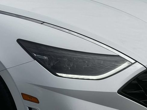 Certified 2023 Hyundai Sonata SEL w/ Cargo Package FWD image 9