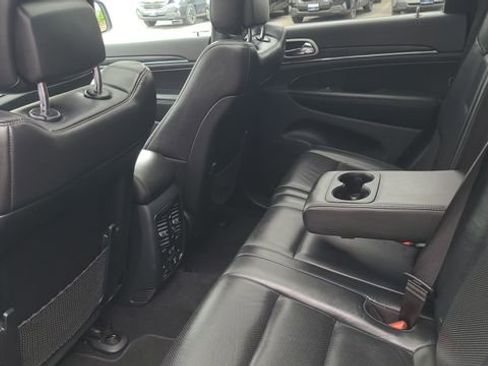 Used 2020 Jeep Grand Cherokee Limited w/ Luxury Group II AWD/4WD image 21