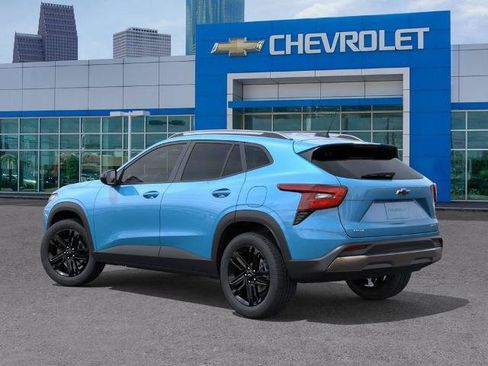 New 2026 Chevrolet Trax ACTIV FWD image 3