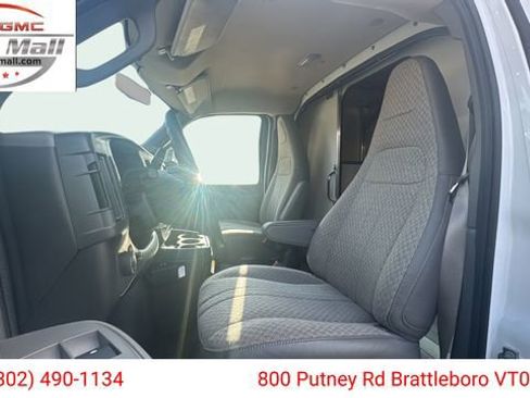 New 2025 Chevrolet Express 3500 w/ Power Convenience Package image 9