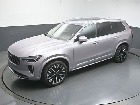 New 2026 Volvo XC90 B6 Plus w/ Protection Package AWD/4WD image 48