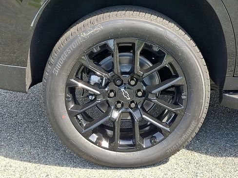 New 2026 Chevrolet Tahoe LS w/ LPO, Dark Essentials Package AWD/4WD image 5