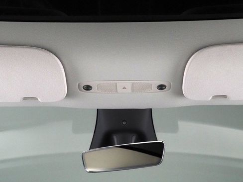 Used 2024 Tesla Model Y Performance image 64