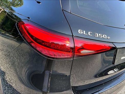 Certified 2025 Mercedes-Benz GLC 350e 4MATIC image 17