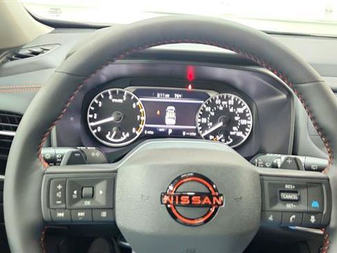 Certified 2025 Nissan Rogue SV AWD/4WD image 13
